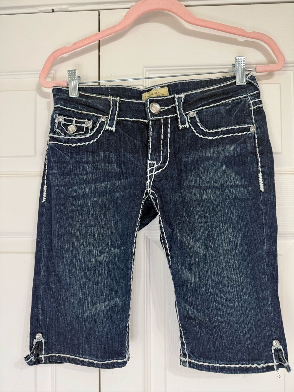Y2K L.A. Idol USA Dark Wash Rhinestone Contrast Stitch Bermuda Denim Shorts sz 3